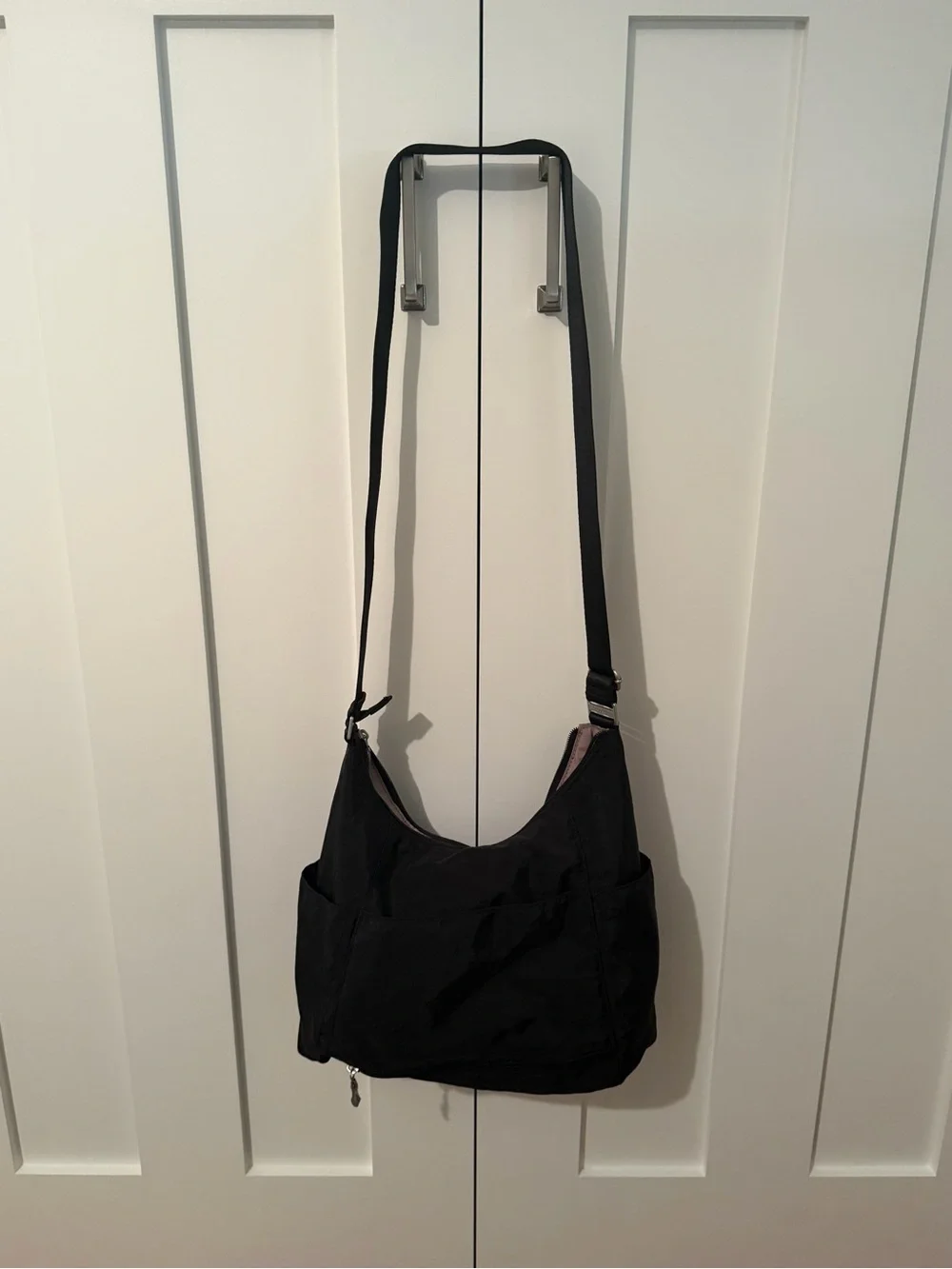 Baggallini Black/Tan Nylon Hobo Tote Bag with Adjustable Strap & Wristlet - NWT
